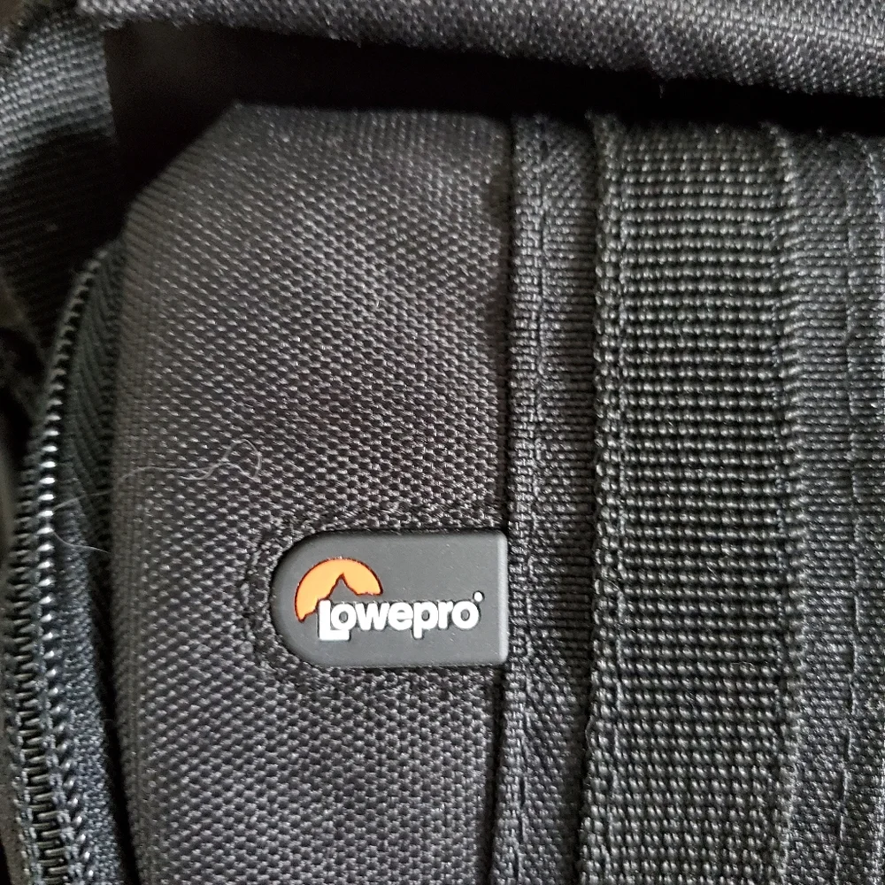 Lowepro Adventura‎ Ultra Zoom 100 Camera case
